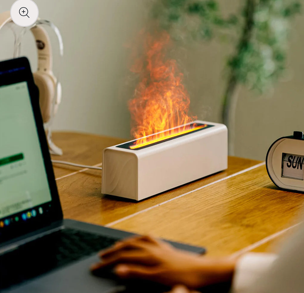 LED humidifier with flame light and aromatherapy mist